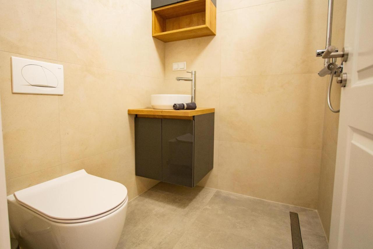 Daire Sky Penthouse Old Bridge With Sauna And Jacuzzi Mostar